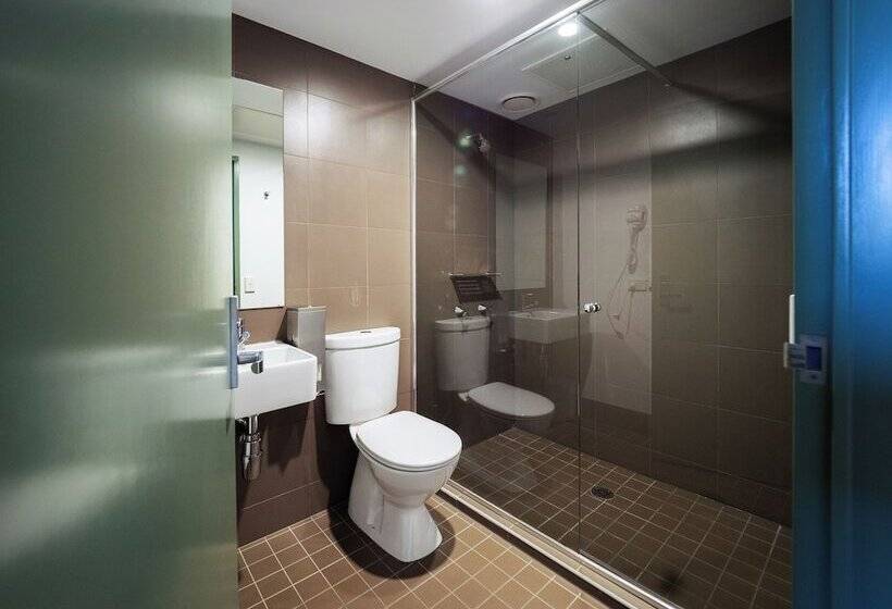 اتاق استاندارد با تخت دو نفره بزرگ, Yha Sydney Harbour