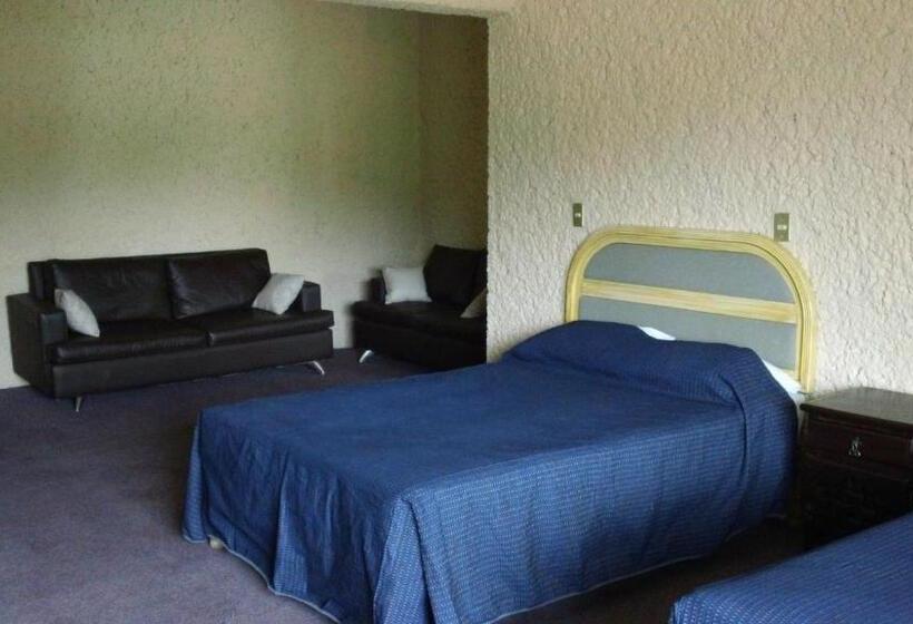 اتاق استاندارد با 2 تخت دوبل, Villa Monarca Inn