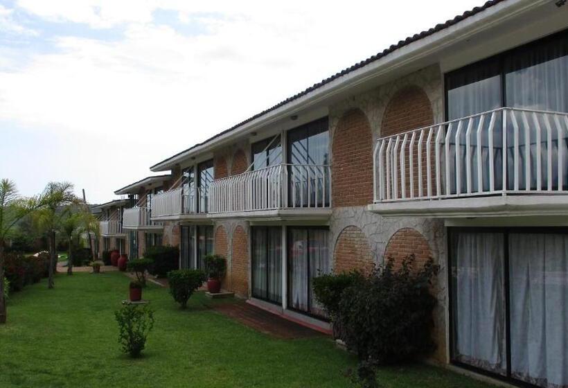 اتاق استاندارد با 2 تخت دوبل, Villa Monarca Inn
