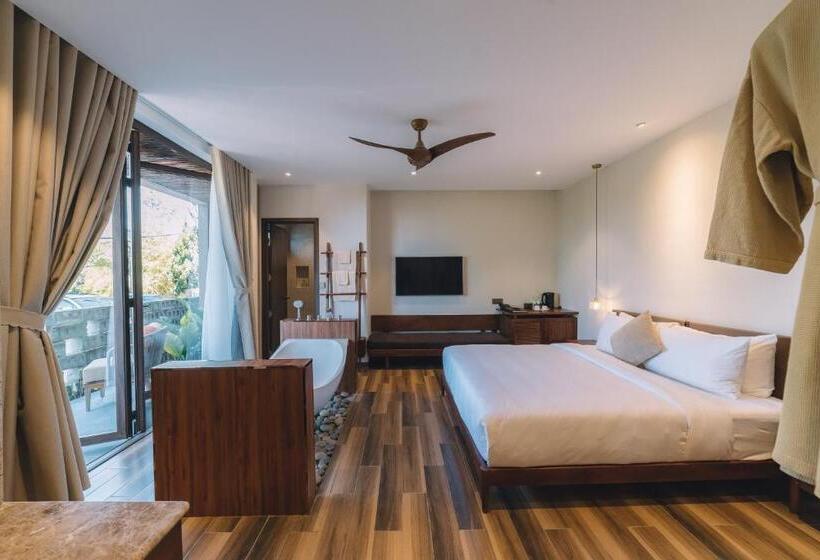 اتاق لوکس با تخت بزرگ, Zen Valley Dalat Resort