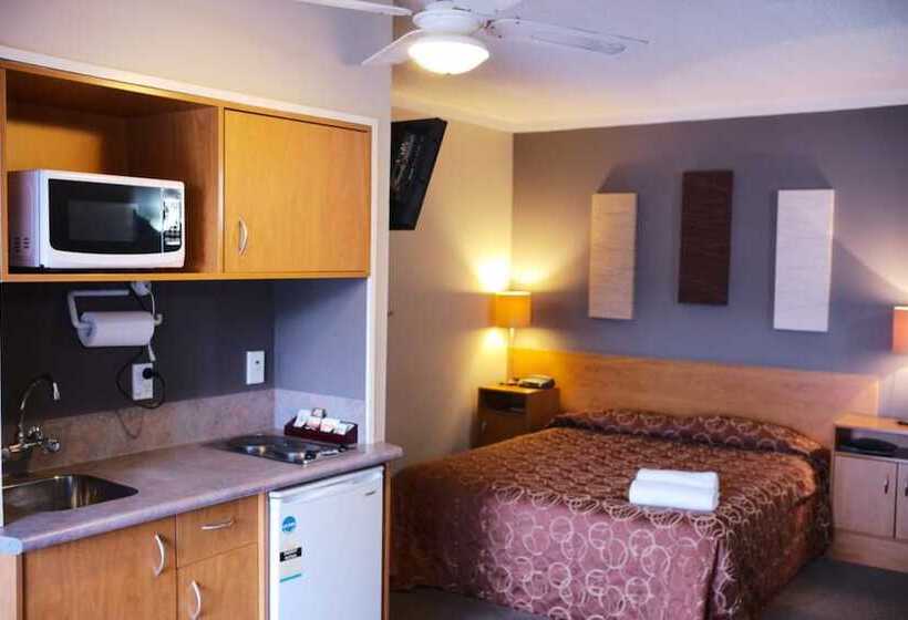 استودیوی استاندارد, Kiwi Studios Motel