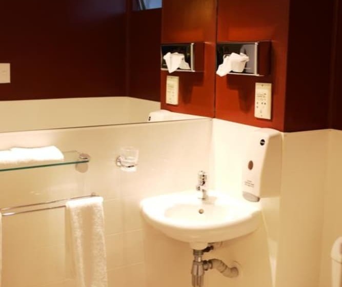 استودیوی استاندارد, Kiwi Studios Motel