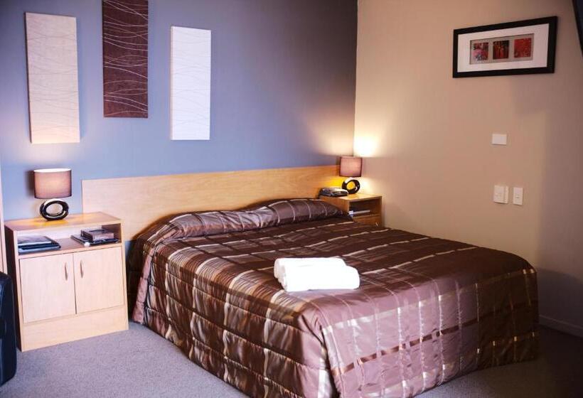 استودیوی استاندارد, Kiwi Studios Motel