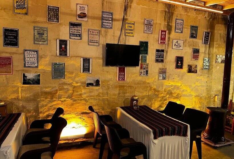 اتاق استاندارد سه نفره, Dostlar Konagi Butik Otel