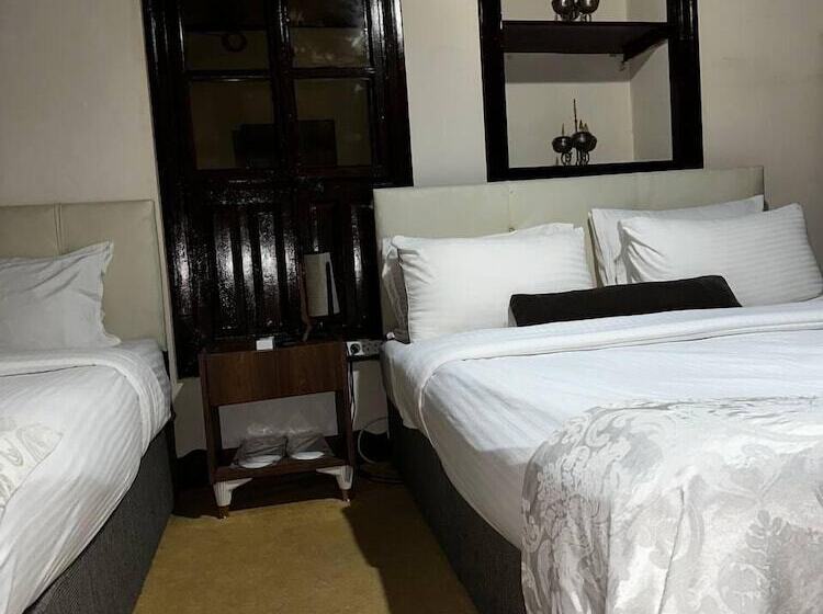اتاق استاندارد سه نفره, Dostlar Konagi Butik Otel
