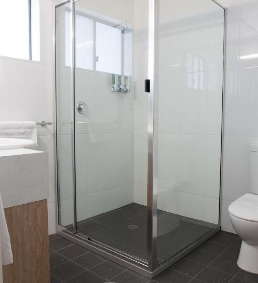 اتاق خانوادگی, Abode37 Motel Emerald