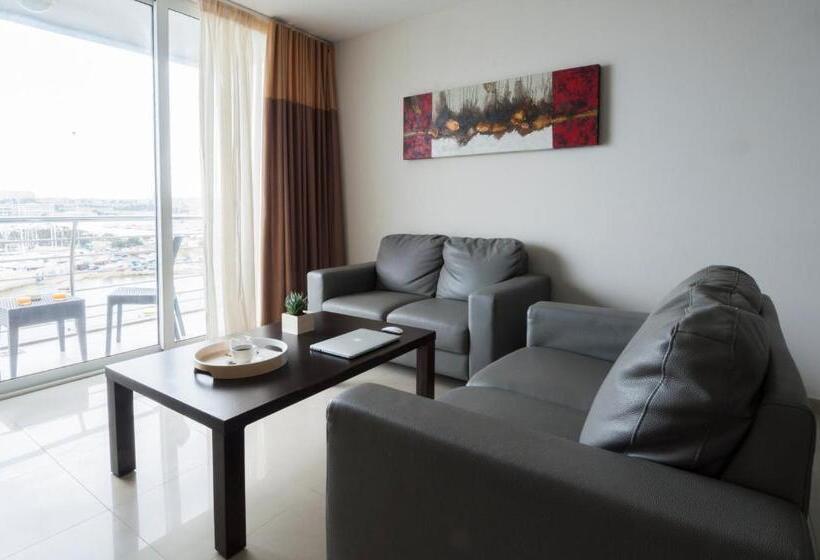 1 Bedroom Apartment Sea View, Blubay Apartments By St Hotels