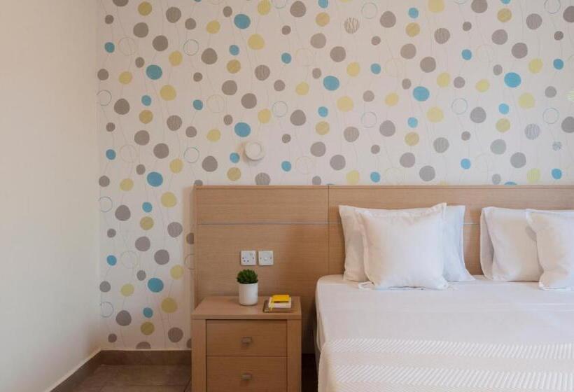 استودیو کلوب, Blubay Apartments By St Hotels