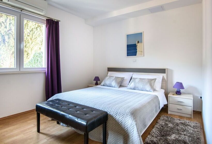 سوئیت راحتی, California Apartments