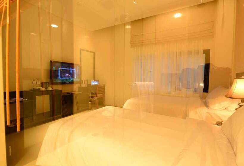اتاق سوپریور, Emilia Hotel By Amazing