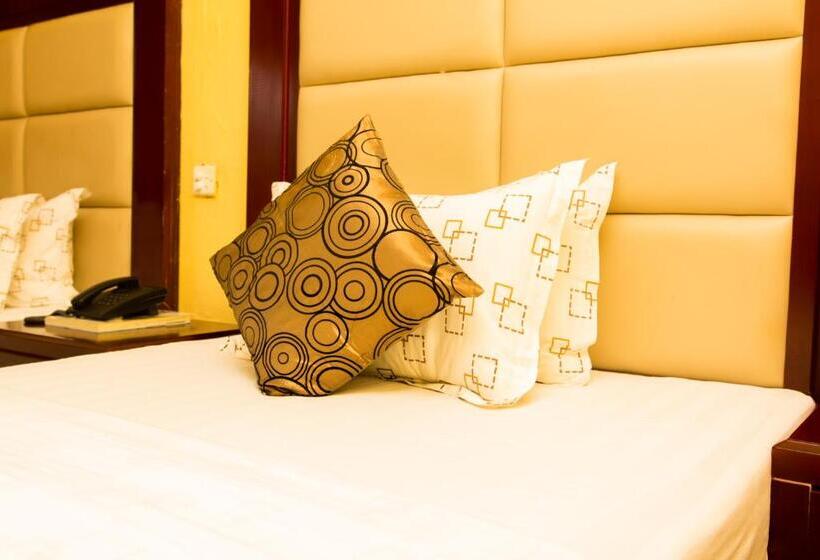 اتاق استاندارد, Mika Convention Center Meanwood