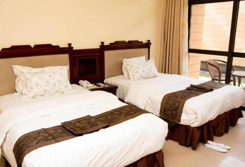 اتاق استاندارد, Mika Convention Center Meanwood
