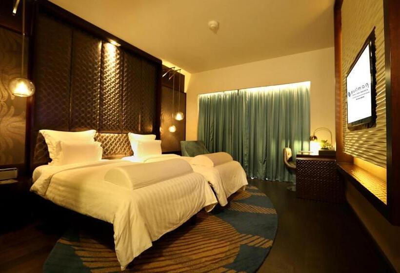 Executive Room, Pullman New Delhi Aerocity  International Airport