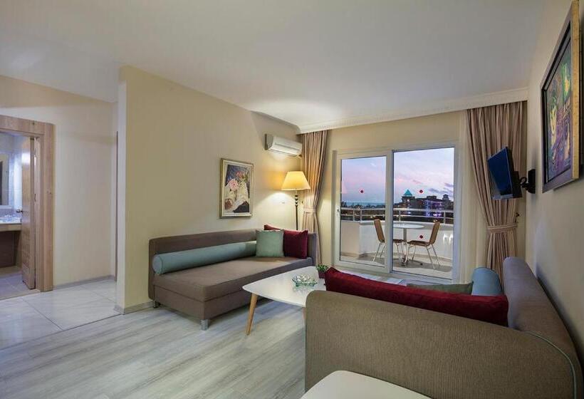 اتاق خانوادگی, Royal Garden Beach Hotel   All Inclusive