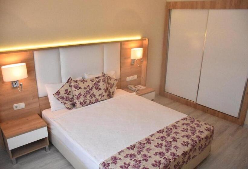 اتاق خانوادگی, Royal Garden Beach Hotel   All Inclusive