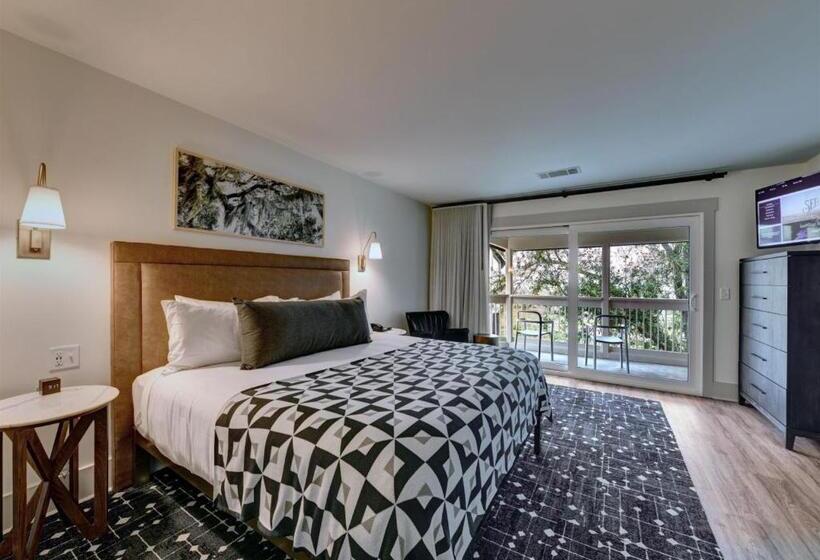 اتاق لوکس با تخت بزرگ, Sea Palms Resort