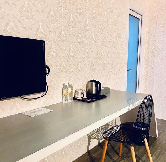 اتاق سوپریور با تخت بزرگ, Sri Langit Hotel Klia