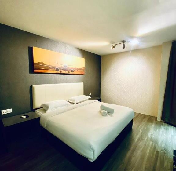 اتاق سوپریور با تخت بزرگ, Sri Langit Hotel Klia