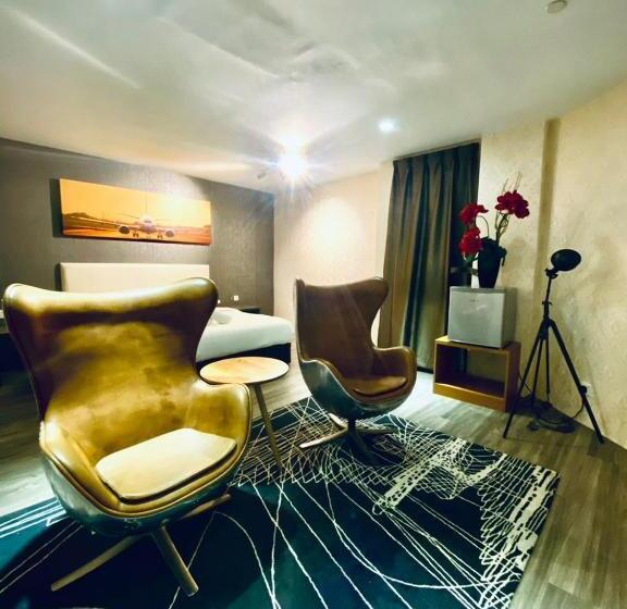 اتاق سوپریور با تخت بزرگ, Sri Langit Hotel Klia