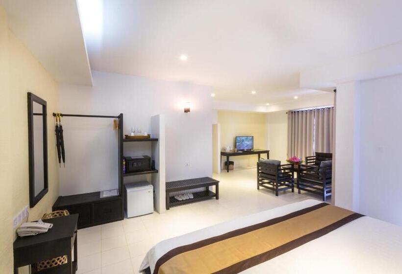 سوئیت با بالکن, Mary Beach Hotel & Resort