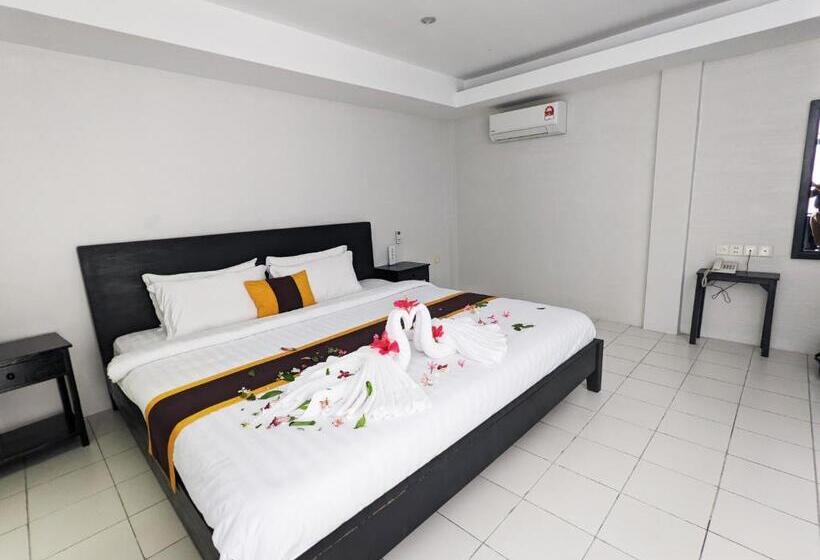سوئیت با بالکن, Mary Beach Hotel & Resort