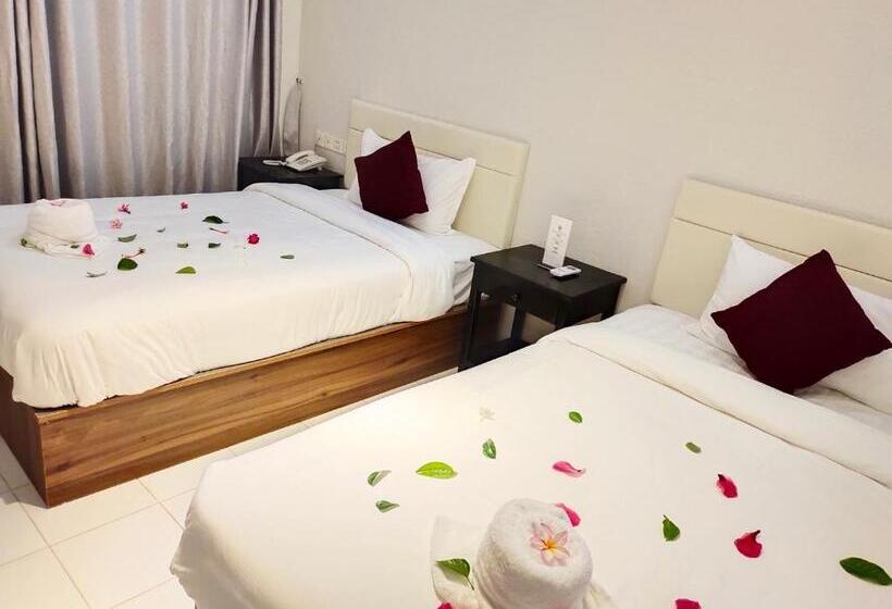 اتاق استاندارد با چشم‌انداز باغ, Mary Beach Hotel & Resort