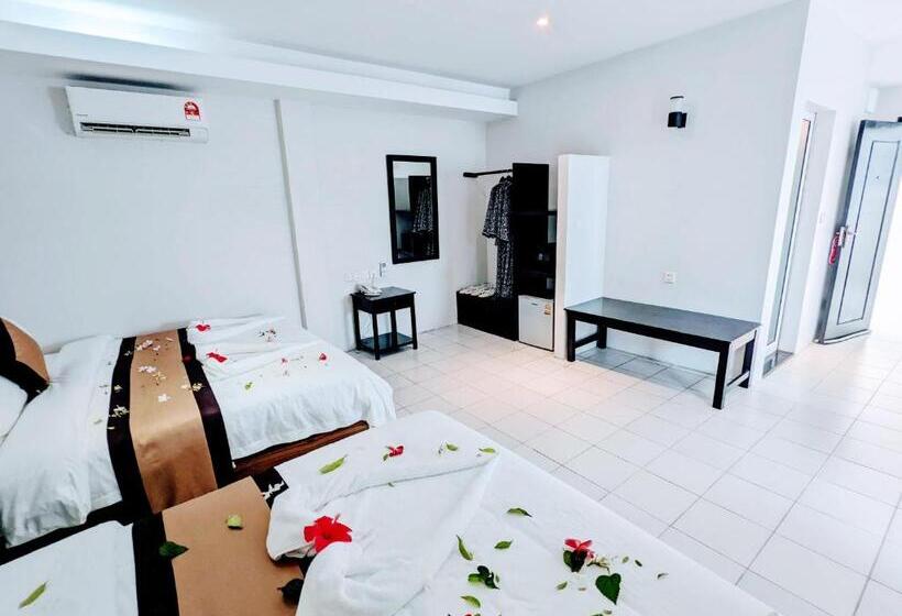 اتاق لوکس خانوادگی, Mary Beach Hotel & Resort