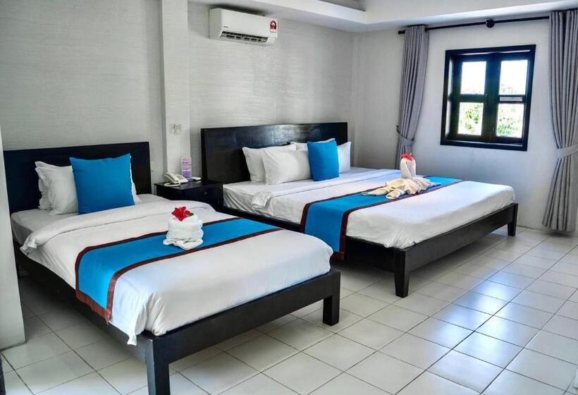 اتاق خانوادگی با چشم‌انداز کوه, Mary Beach Hotel & Resort