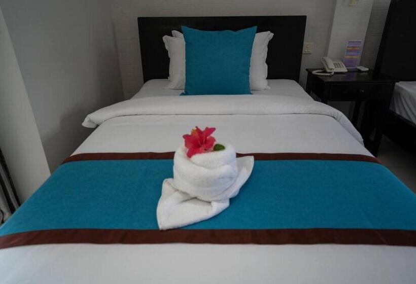 اتاق خانوادگی با چشم‌انداز کوه, Mary Beach Hotel & Resort