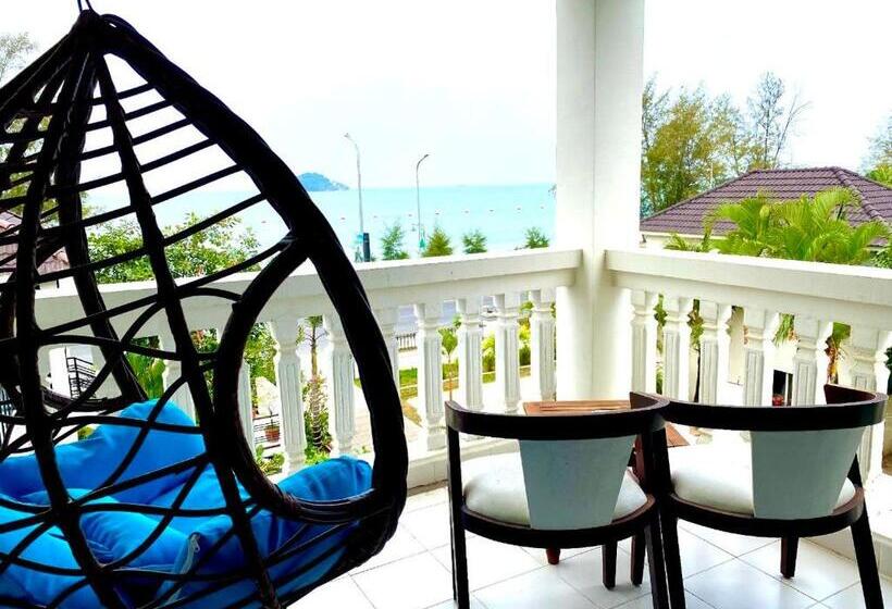 اتاق خانوادگی با چشم‌انداز دریا, Mary Beach Hotel & Resort