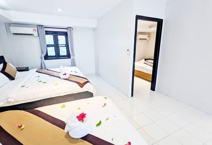 سوییت خانوادگی, Mary Beach Hotel & Resort