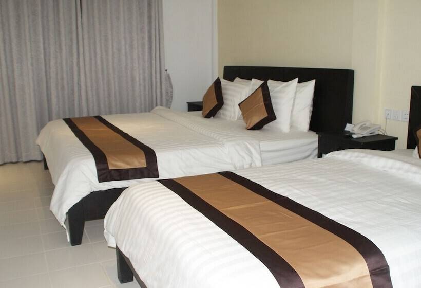 اتاق خانوادگی با چشم‌انداز کوه, Mary Beach Hotel & Resort