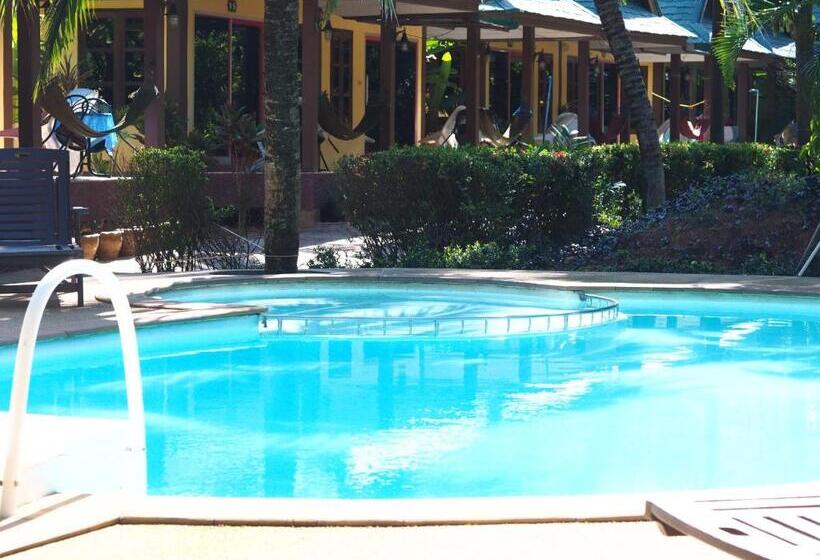 ویلای استاندارد با چشم‌انداز باغ, Ocean View Resort