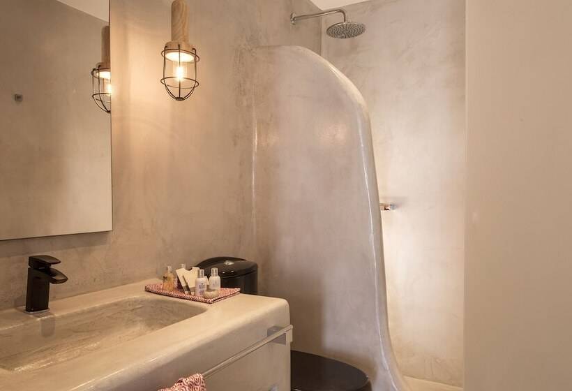 اتاق لوکس با چشم‌انداز دریا, Mykonos No5 Luxury Suites & Villas