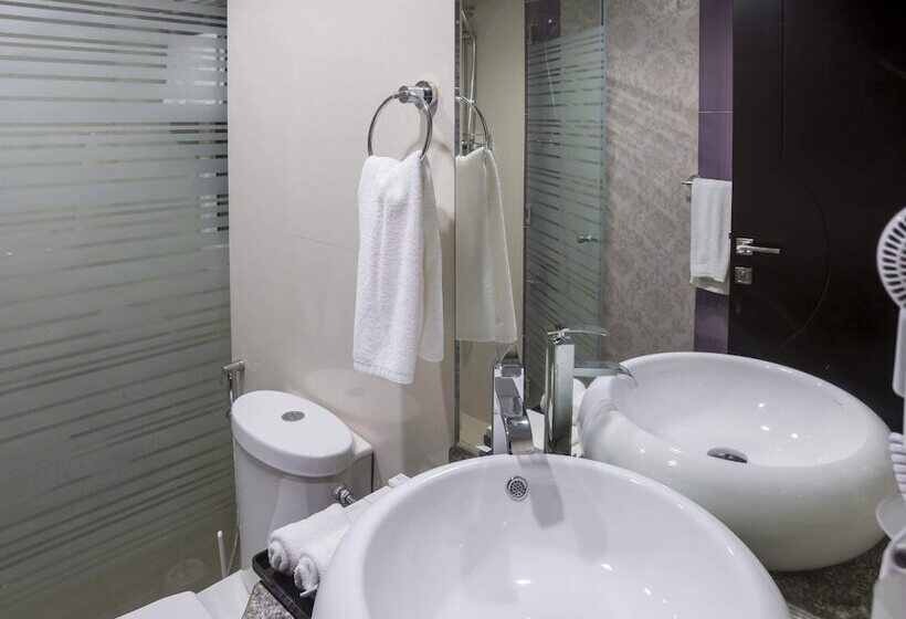 استودیوی استاندارد, The View Al Barsha  Apartments