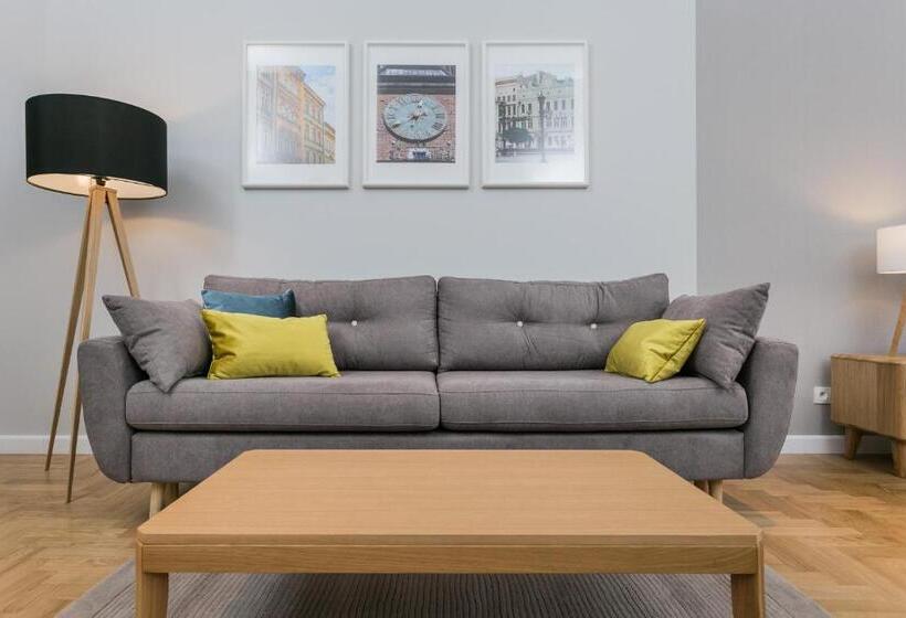 Superior studio with view, Venetian House Market Square Apart