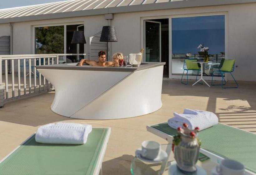 ハイドロマッサージバス付きスイート, Wellness Spa Hotel Principe Fitalia