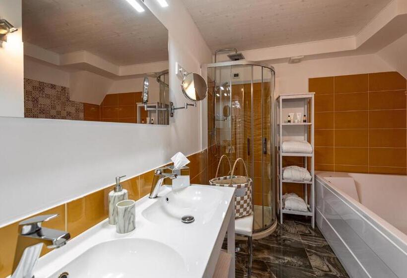 ハイドロマッサージバス付きスイート, Wellness Spa Hotel Principe Fitalia