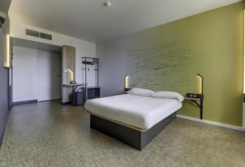 Standard Room Adapted for people with reduced mobility, B&b  Marseille Prado Velodrome