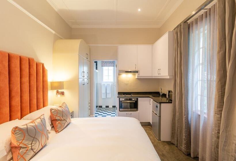 استودیوی استاندارد, Eendracht Apartments