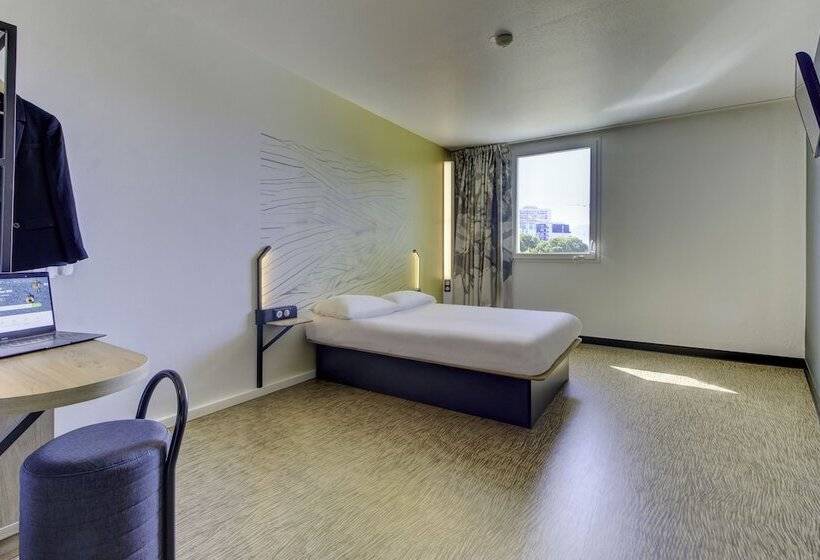 Standard Room Adapted for people with reduced mobility, B&b  Marseille Prado Velodrome