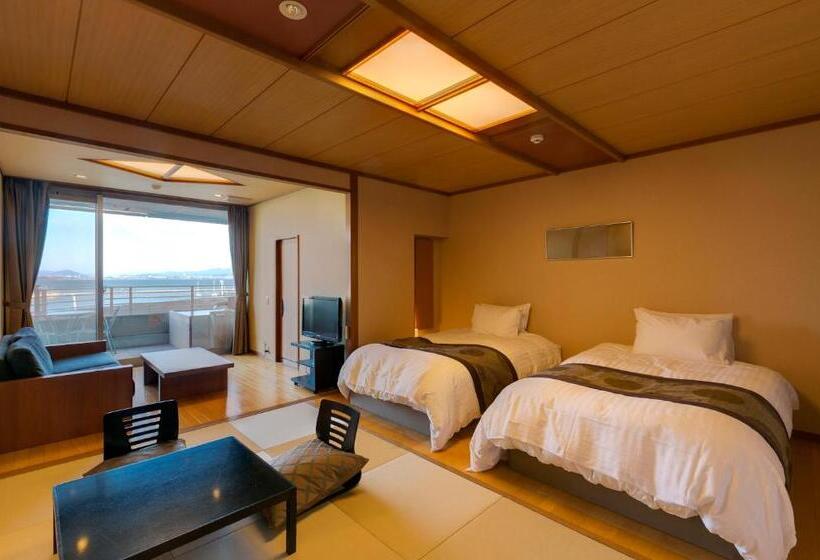 اتاق لوکس خانوادگی, Biwako Ryokusuitei