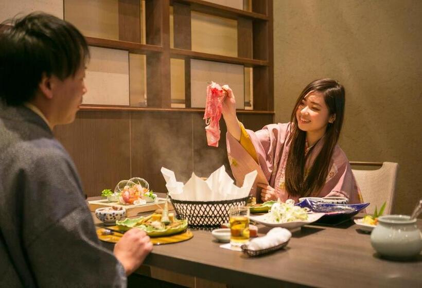 اتاق لوکس, Biwako Ryokusuitei