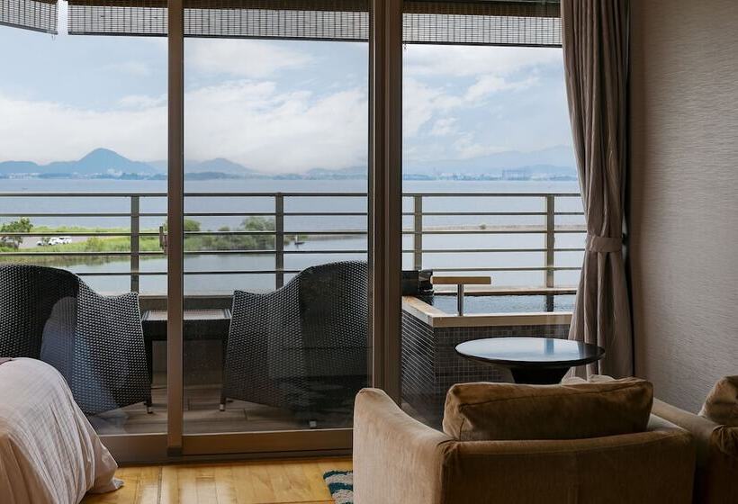 اتاق لوکس, Biwako Ryokusuitei