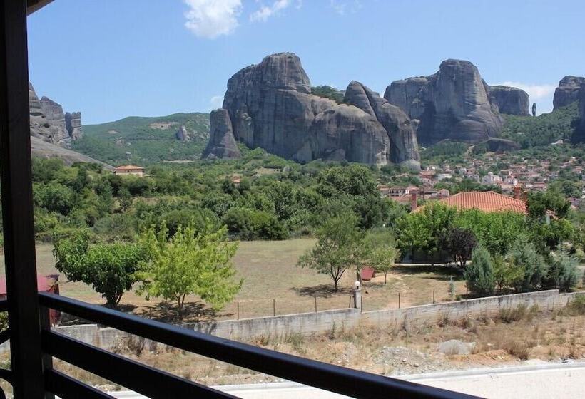 Standardzimmer mit Ausblick, Grand Meteora