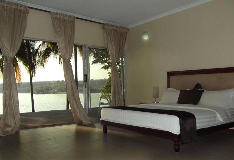 اتاق استاندارد با تخت بزرگ, Lake Safari Lodge