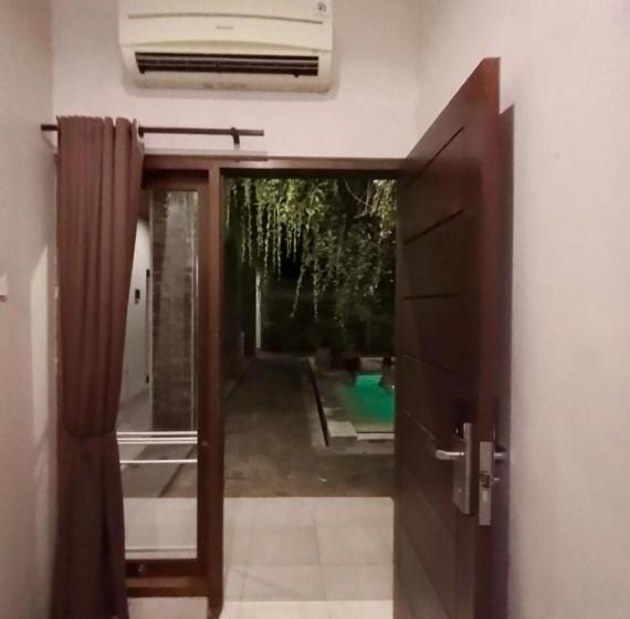 اتاق استاندارد یک نفره, Naturela
