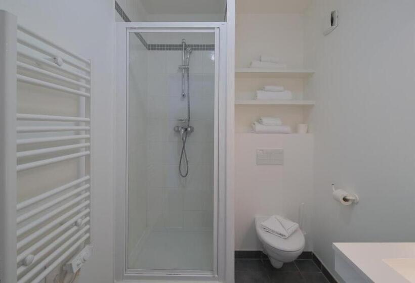 اتاق کلاسیک سه تخته, B&b Home Paris Mairie De Saint Ouen