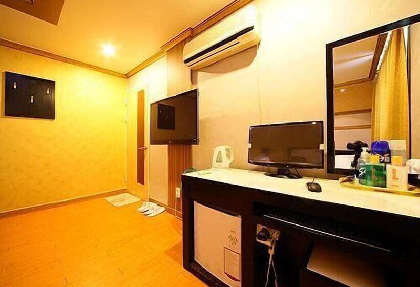 اتاق استاندارد, Island Motel