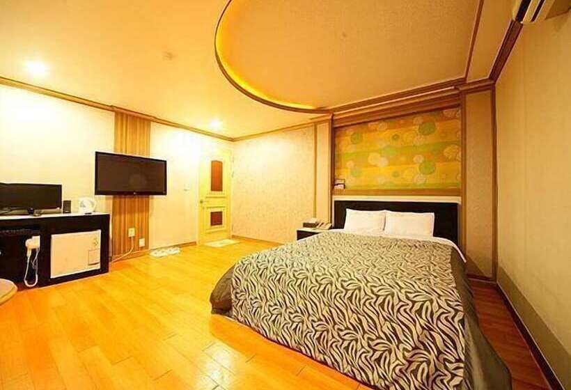 اتاق لوکس با تخت بزرگ, Island Motel
